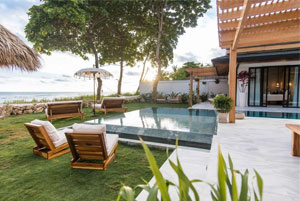 4 bedrooms Beach Front Luxury Villa for Rent in Santa Teresa